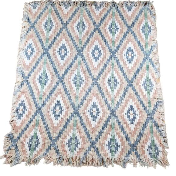 Cozy Neutral Pastel Throw Blanket Aztec Cottagecore Western Prairie - Picture 1 of 4